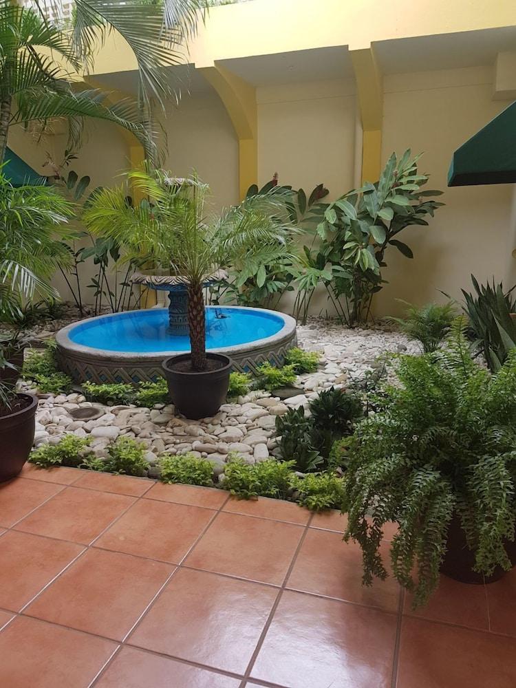 Hotel Brandts Los Robles De San Juan 마나과 외부 사진