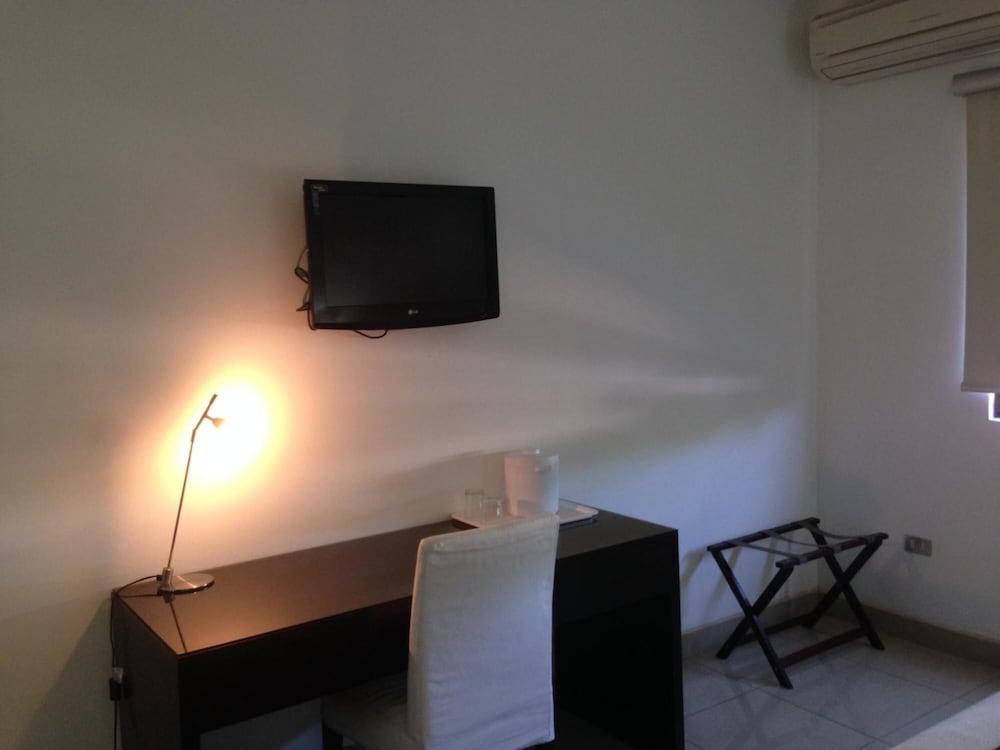 Hotel Brandts Los Robles De San Juan 마나과 외부 사진