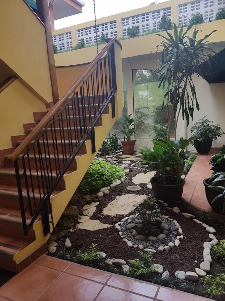 Hotel Brandts Los Robles De San Juan 마나과 외부 사진