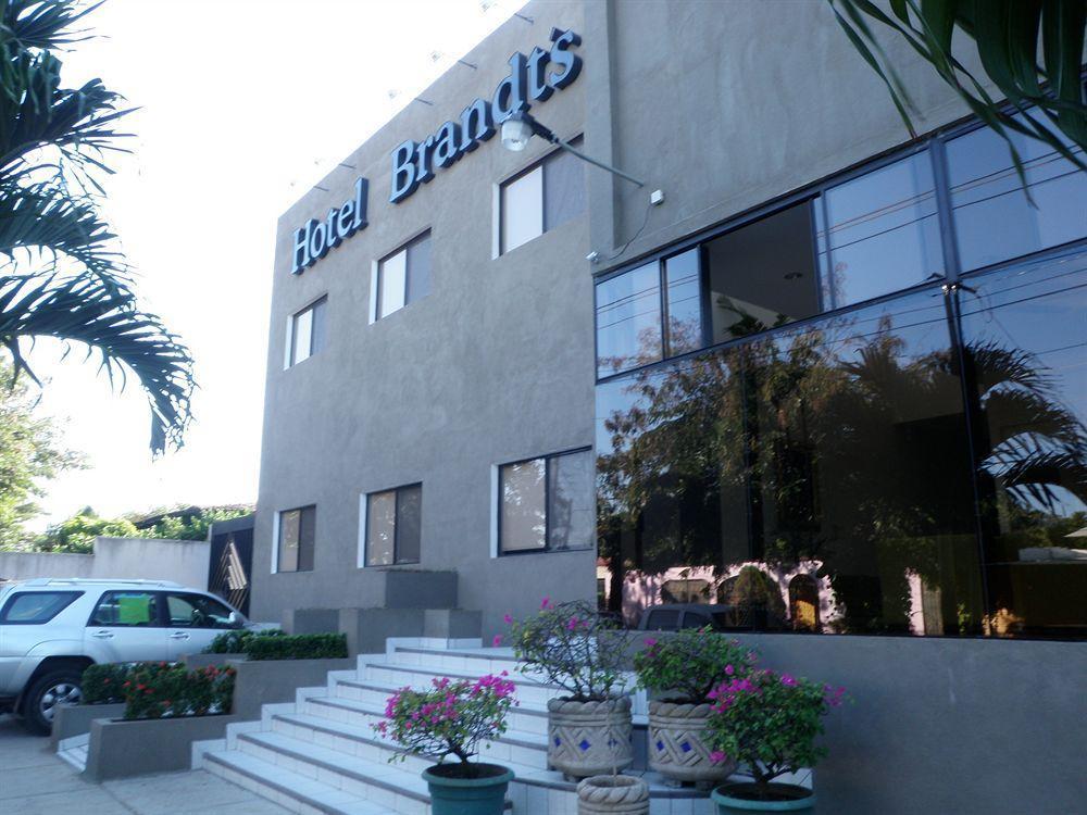 Hotel Brandts Los Robles De San Juan 마나과 외부 사진