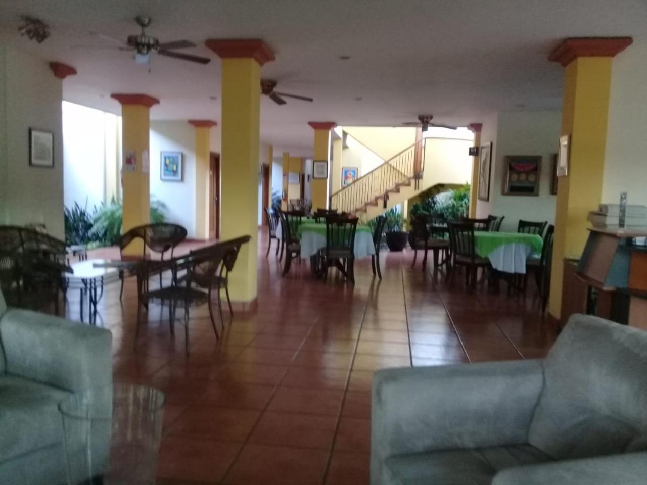 Hotel Brandts Los Robles De San Juan 마나과 외부 사진